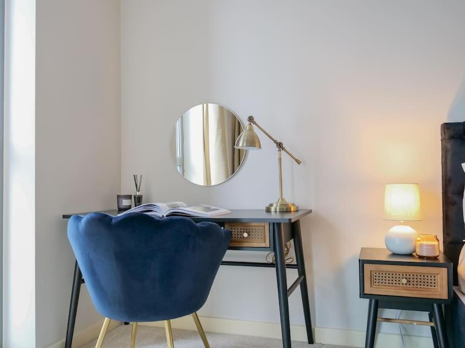 Apartamento Stylish Urban Sanctuary With Parking Londres Exterior foto